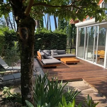 6 Personnes Khelus Club - Piscine Collective